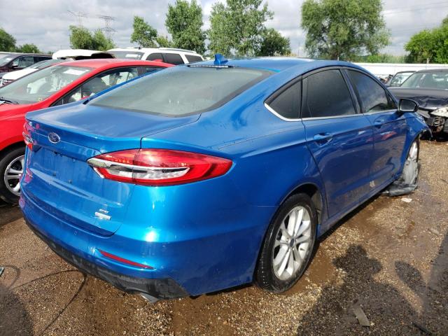 3FA6P0HD8KR230083 Ford Fusion SE 3