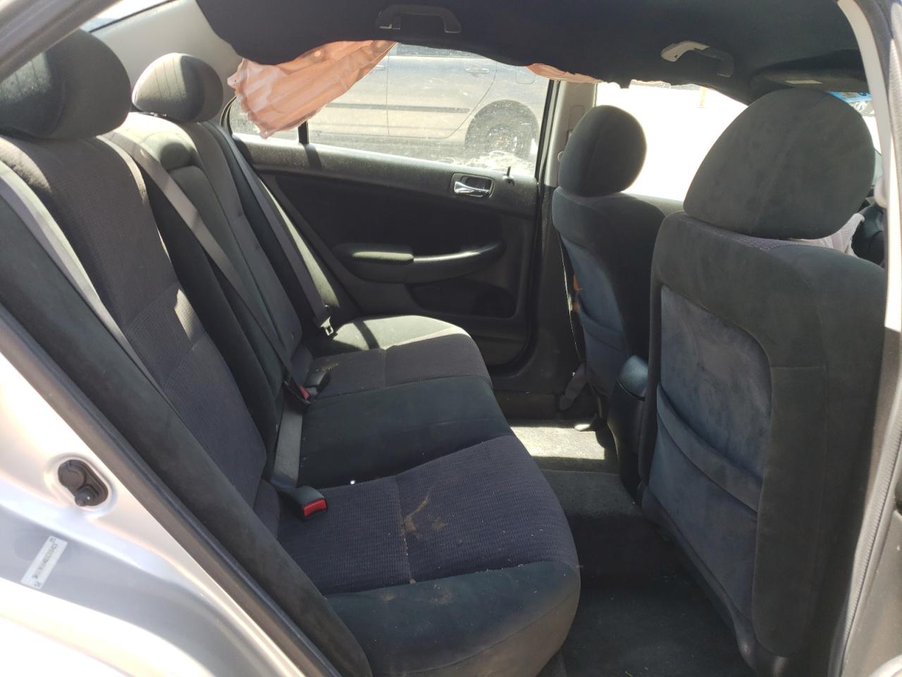 3HGCM564X5G706423 2005 Honda Accord Lx