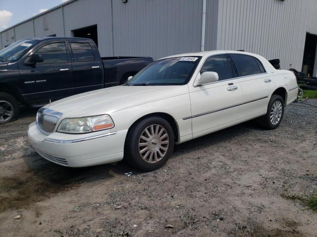 2004 Lincoln Town Car Ultimate