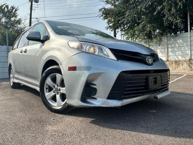 2019 Toyota Sienna 