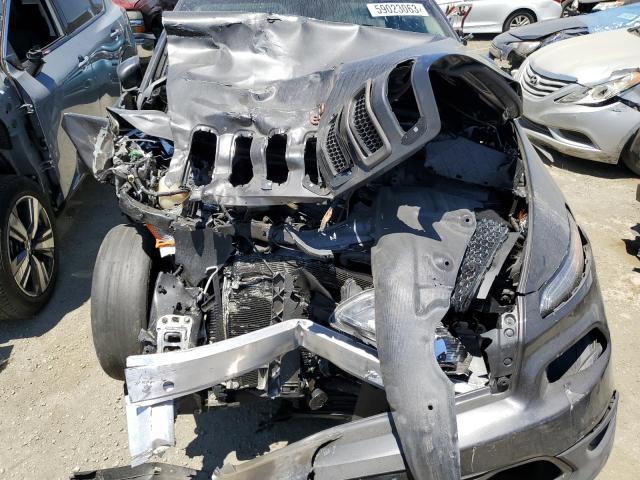1C4PJLCB0GW350441 Jeep Cherokee Latitude