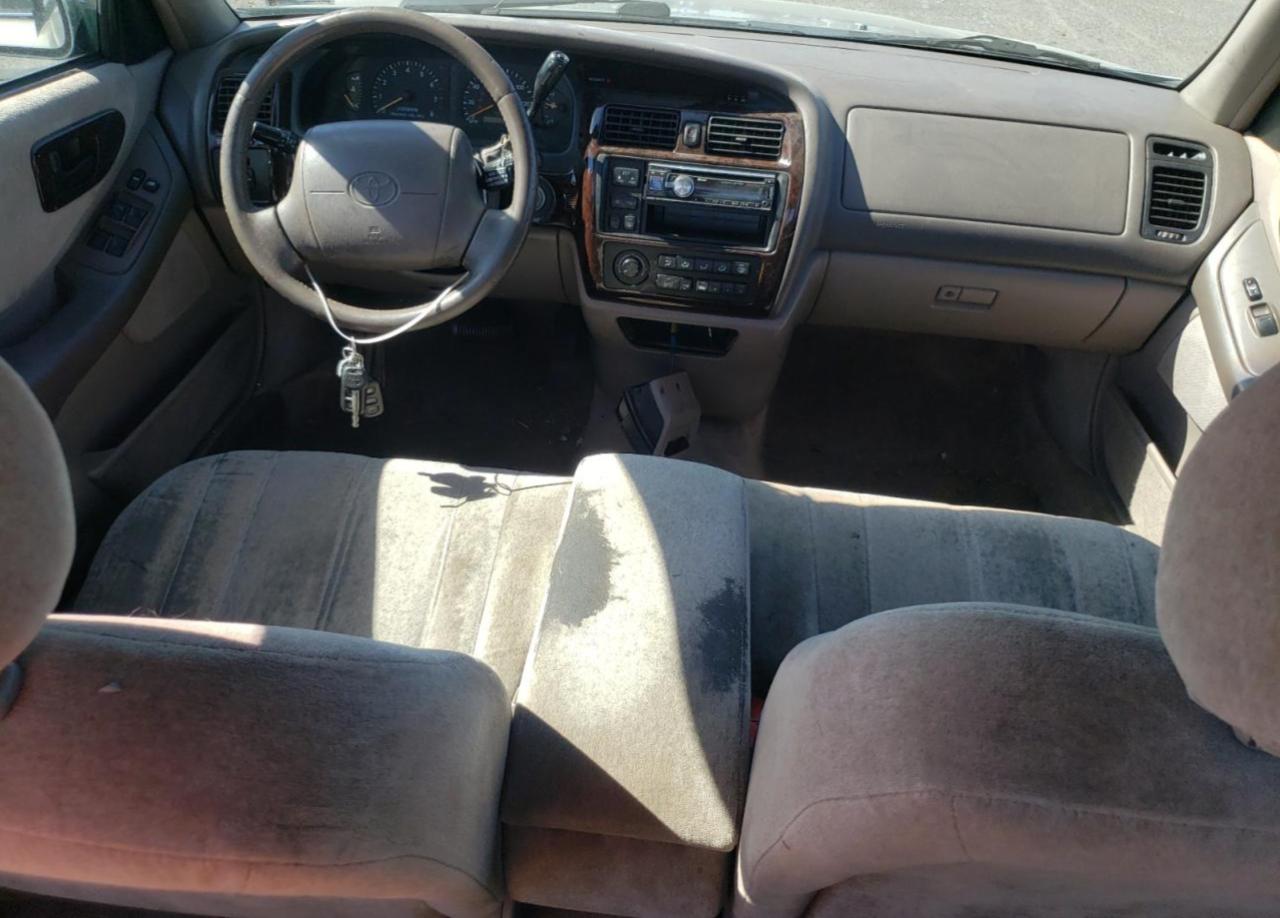 Lot #2205794432 1998 TOYOTA AVALON XL