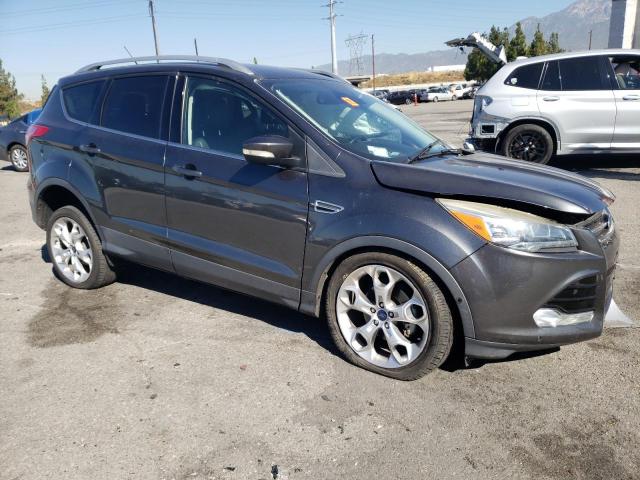 1FMCU0JX1GUC27872 Ford Escape Titanium