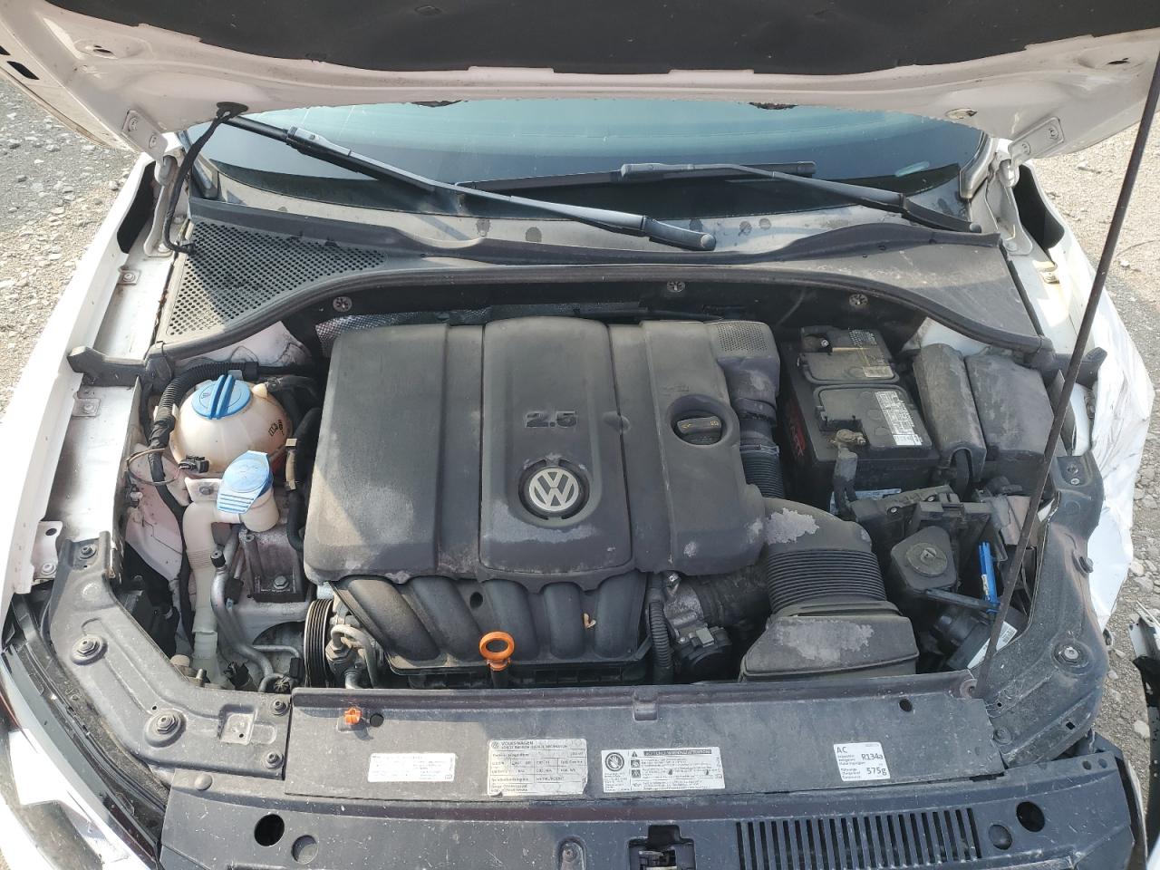 1VWBH7A34CC036311 2012 Volkswagen Passat Se