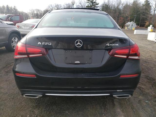 WDD3G4FB2KW002976 Mercedes-Benz A 220 4matic