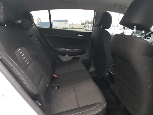 KNDPMCAC0J7413400 KIA Sportage Lx