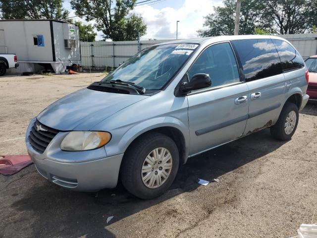 2005 Chrysler Town & Country 