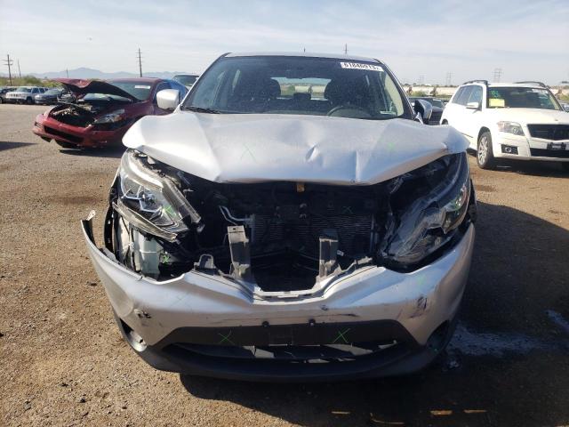 JN1BJ1CP6JW154752 Nissan Rogue Sport S