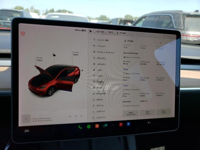 7SAYGDEE7NF321037 Tesla Model Y