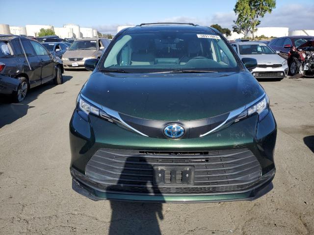 5TDBRKEC3MS001255 Toyota SIENNA LE