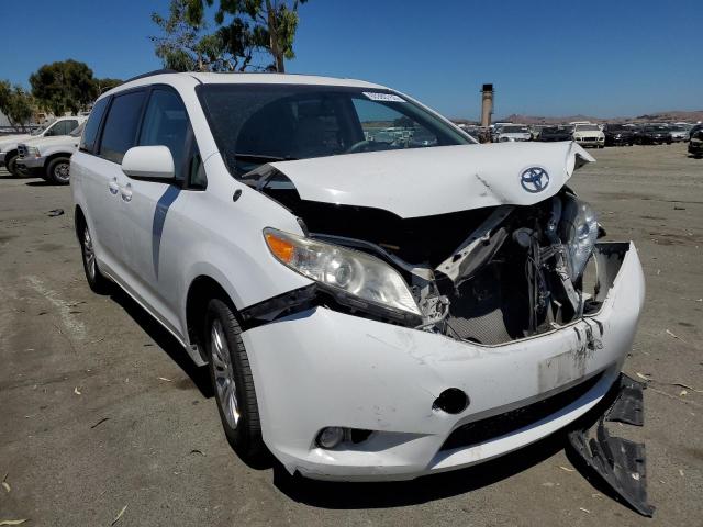 5TDYK3DC1ES458654 Toyota SIENNA XLE