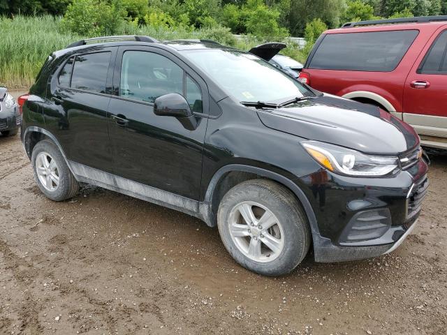 KL7CJPSB2MB357091 Chevrolet Trax 1LT 4