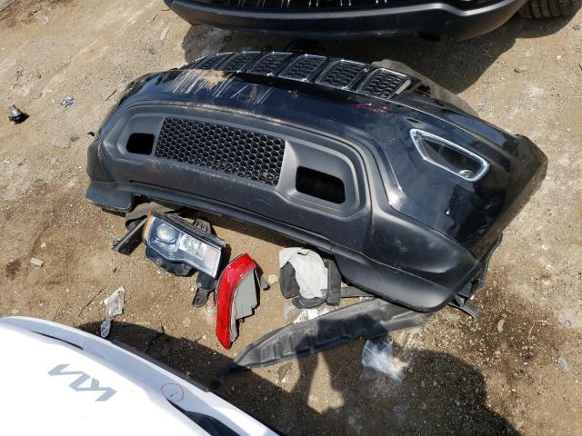 1C4RJFAG9JC348382 Jeep Grand Cherokee Laredo