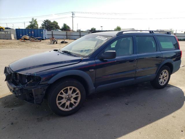 2004 Volvo XC70 