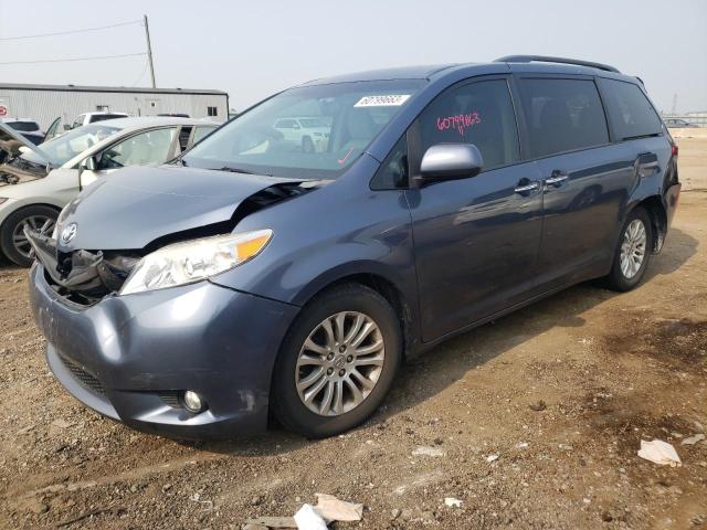 TOYOTA SIENNA XLE