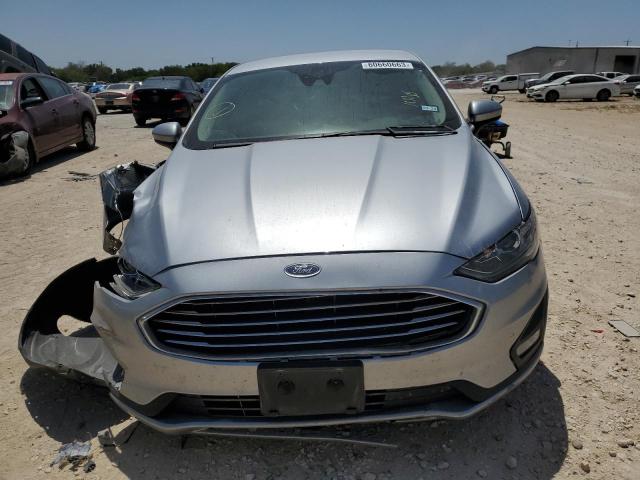 3FA6P0HD8LR252330 Ford Fusion SE 5