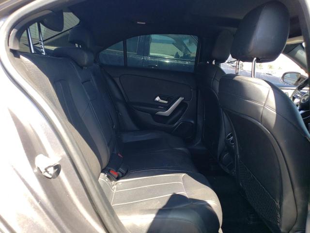 WDD3G4EB2KW027782 Mercedes-Benz A 220
