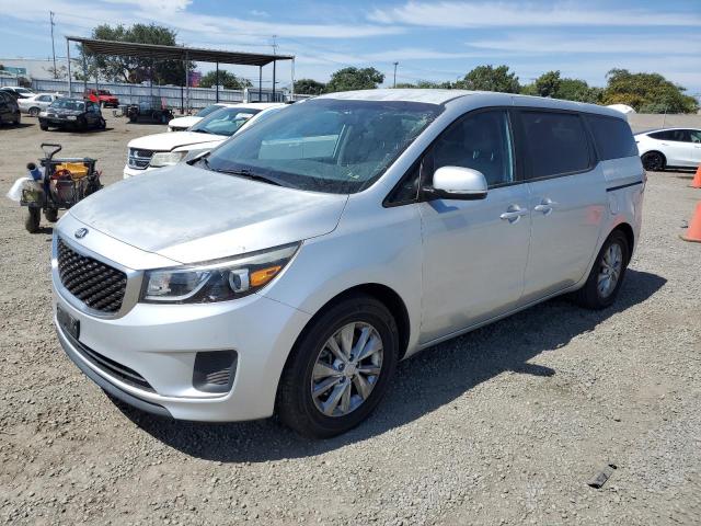 Kia Sedona 2015 пикап