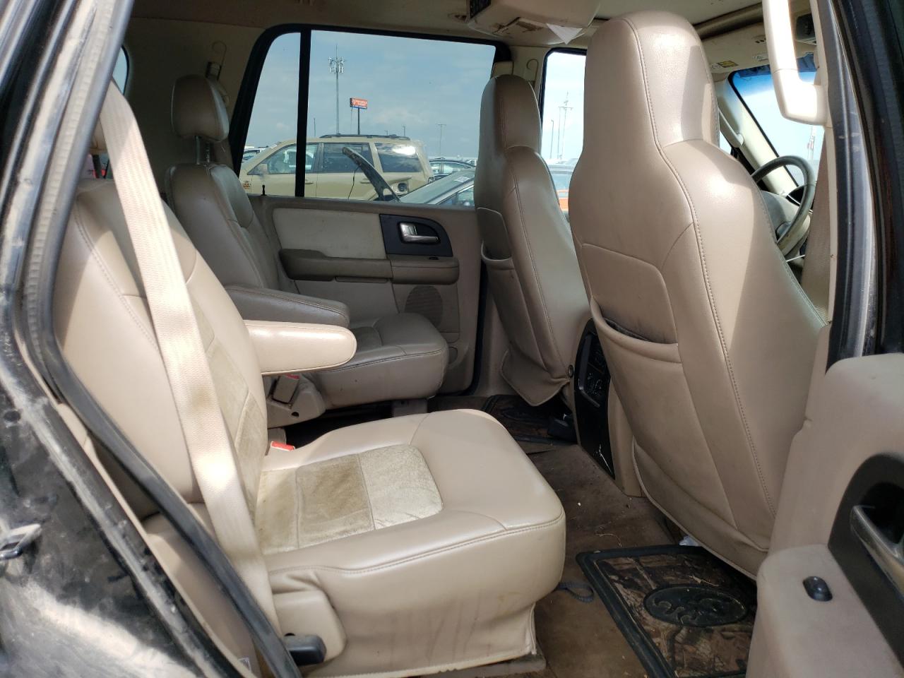1FMFU18L04LA79124 2004 Ford Expedition Eddie Bauer
