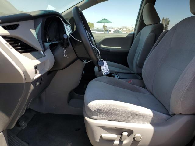 5TDKK3DC0FS628381 Toyota SIENNA LE