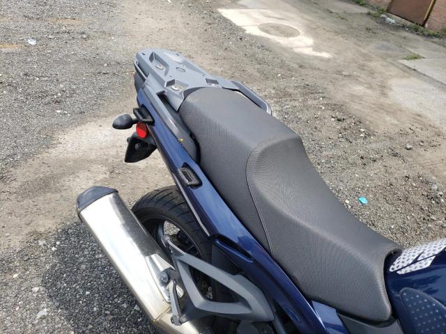 2011 TRIUMPH MOTORCYCLE SPRINT GT - SMT601PK4BJ477536
