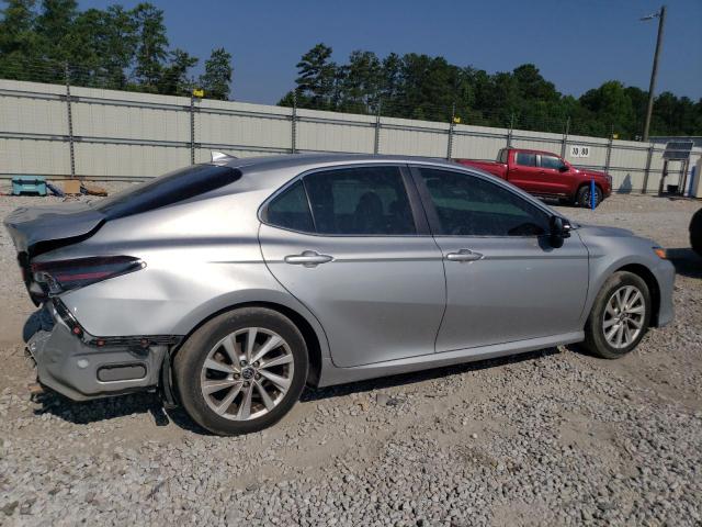 4T1C11AK6MU453677 Toyota Camry LE 3