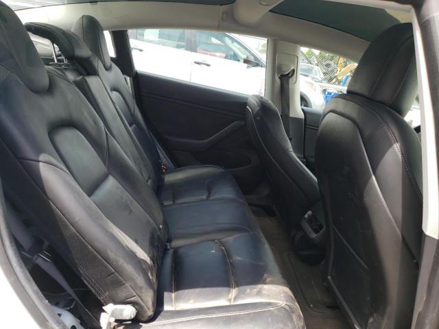 5YJ3E1EA4JF032698 Tesla MODEL 3