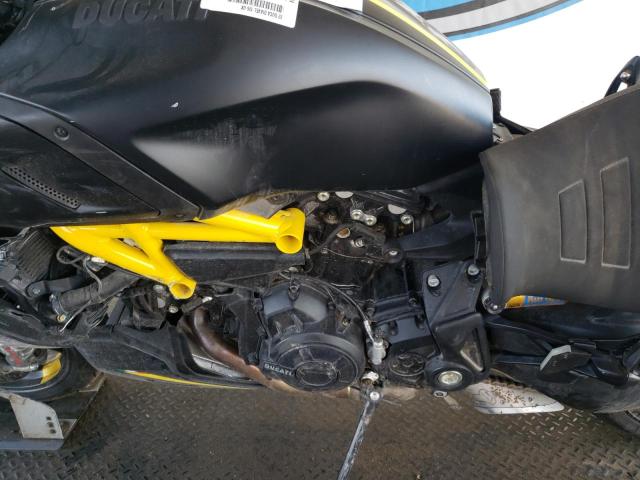 2022 DUCATI DIAVEL 126 - ZDMGAHRW3NB005887