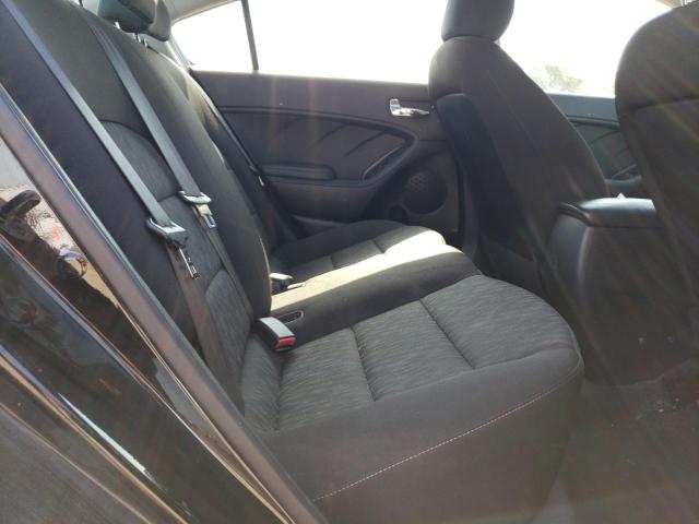 KNAFK4A64G5617927 KIA FORTE LX
