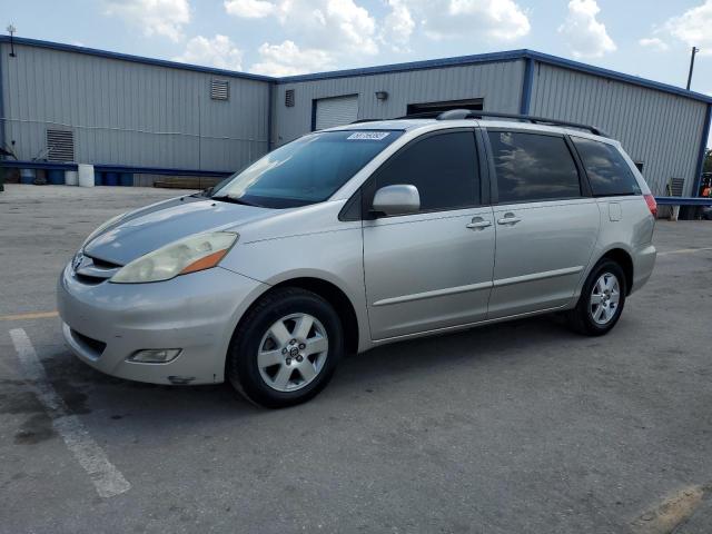 2009 Toyota Sienna XLE