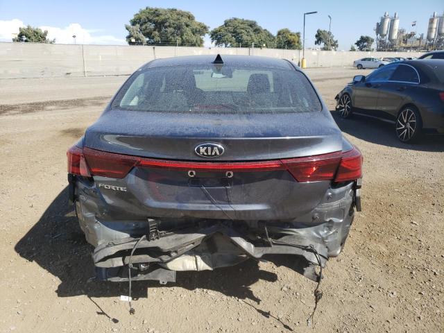 3KPF24AD8LE208913 KIA FORTE FE