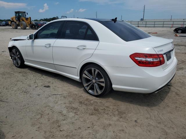 WDDHF5KB0DA735046 2013 MERCEDES-BENZ E-CLASS, photo no. 2