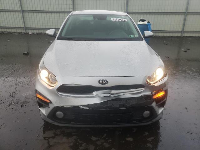 3KPF24AD5KE103826 KIA FORTE FE