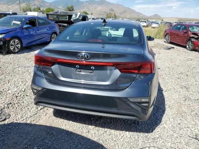 3KPF24AD8ME361230 KIA FORTE FE