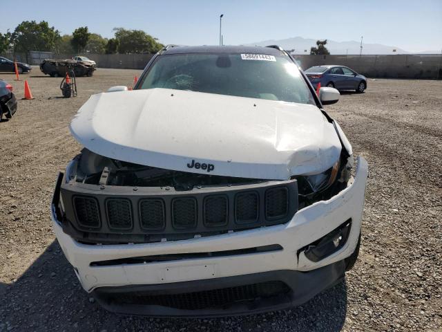 3C4NJCBB9KT763059 Jeep Compass Latitude