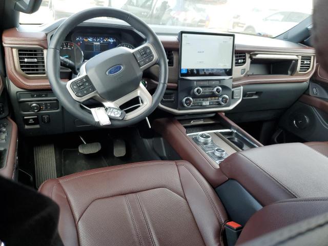 1FMJU2AT0NEA67412 Ford Expedition  8