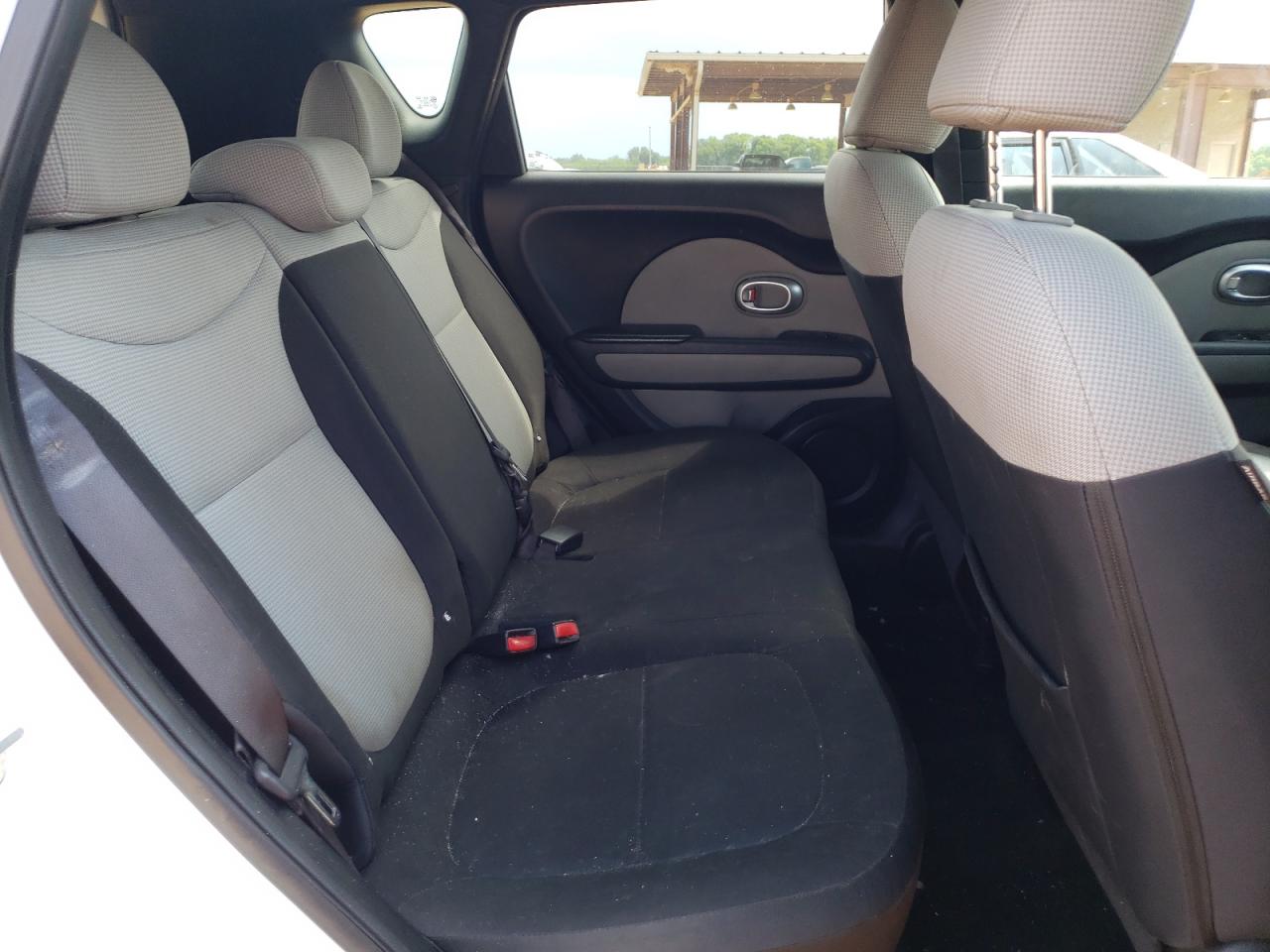 KNDJN2A23E7003748 2014 Kia Soul KNDJN2A23E7003748 2014 Kia Soul