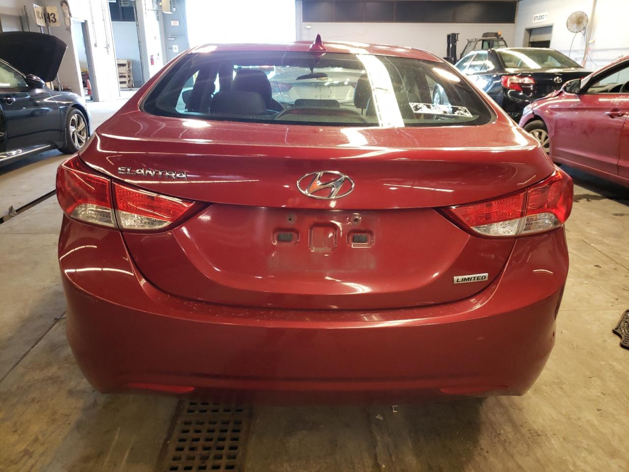 KMHDH4AE1CU356235 2012 Hyundai Elantra Gls