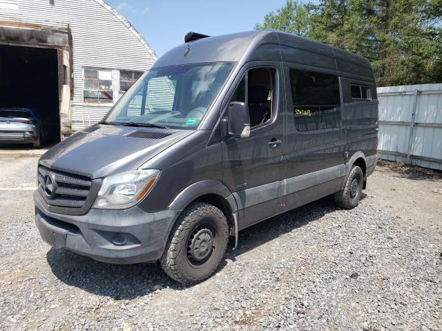 Mercedes Benz 2500 Sprinter van