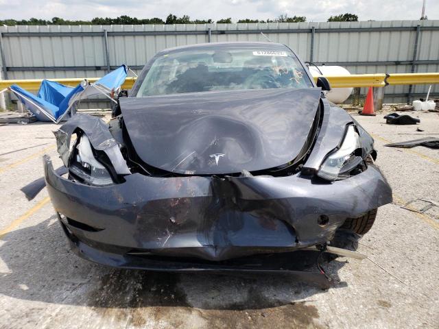 5YJ3E1EB3JF091055 Tesla MODEL 3
