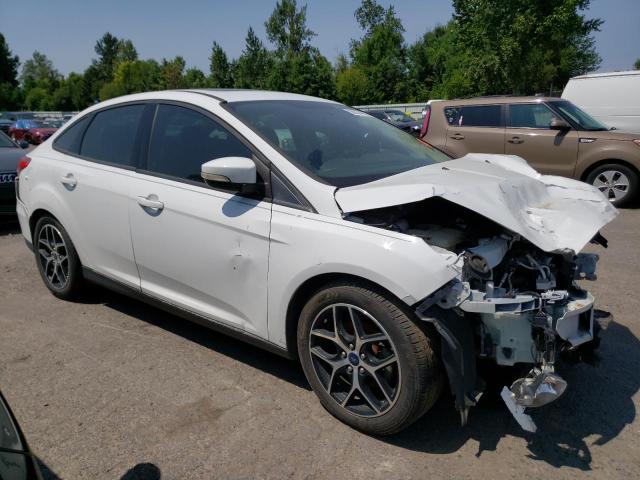 1FADP3H23JL249273 Ford FOCUS SEL