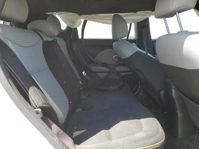 KNDJP3A56E7065915 KIA SOUL +