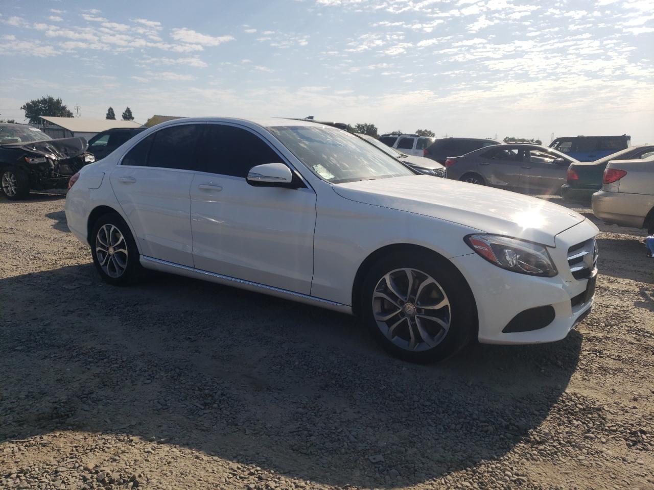 2015 Mercedes-Benz C 300 4Matic vin: 55SWF4KB0FU035046