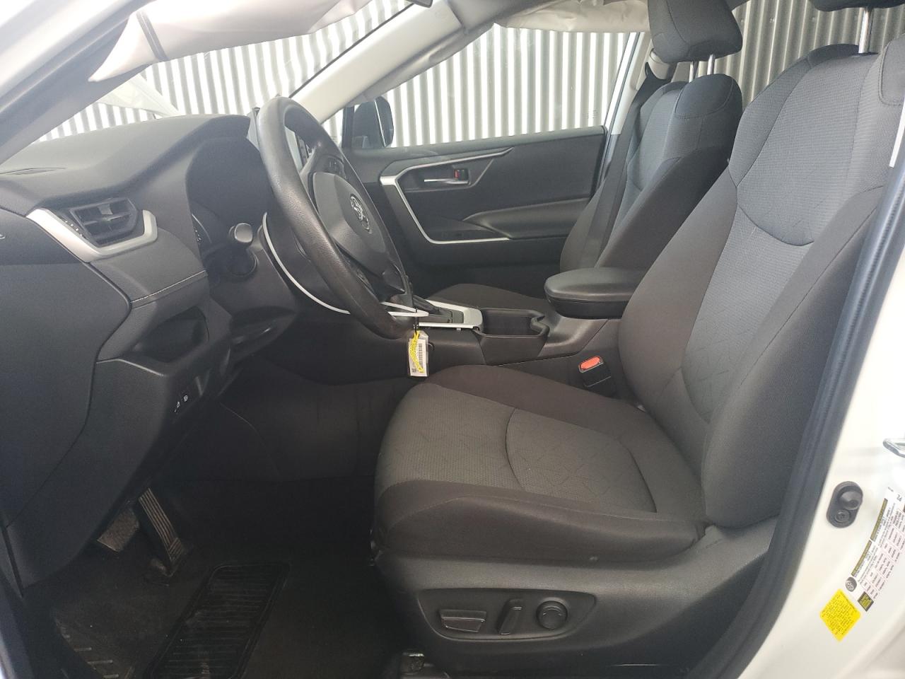 2T3W1RFV7NW190171 2022 Toyota Rav4 Xle