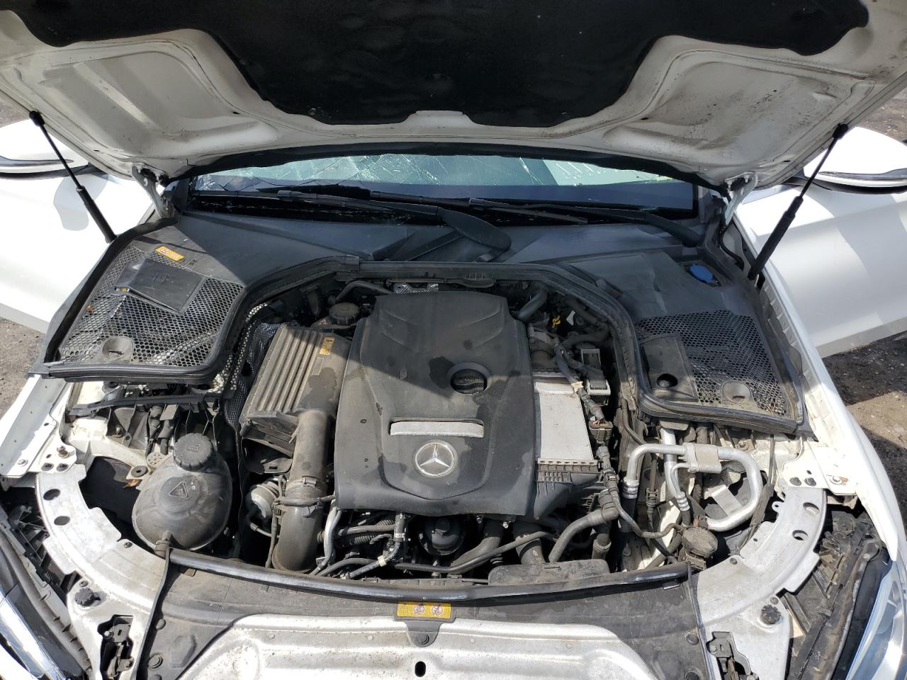 55SWF4JB6GU120041 2016 Mercedes-Benz C 300