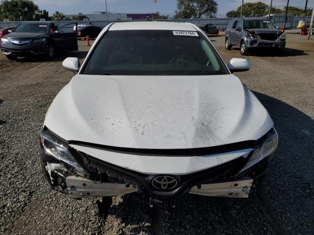 VIN 4T1B11HKXJU085680 2018 Toyota Camry, L no.5