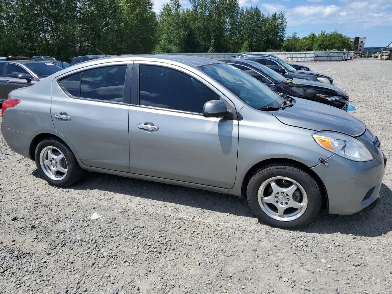 2012 Nissan Versa S vin: 3N1CN7AP3CL805696