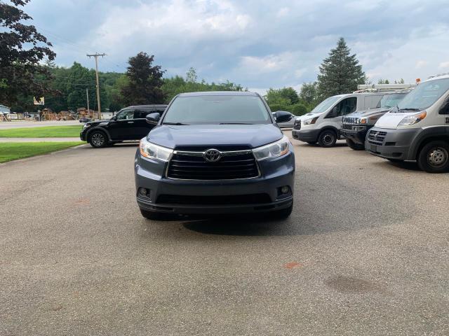 VIN 5TDBKRFH4ES025492 2014 Toyota Highlander, LE no.2