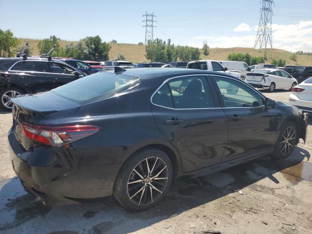 VIN 4T1G11AK7MU475673 2021 Toyota Camry, SE no.3