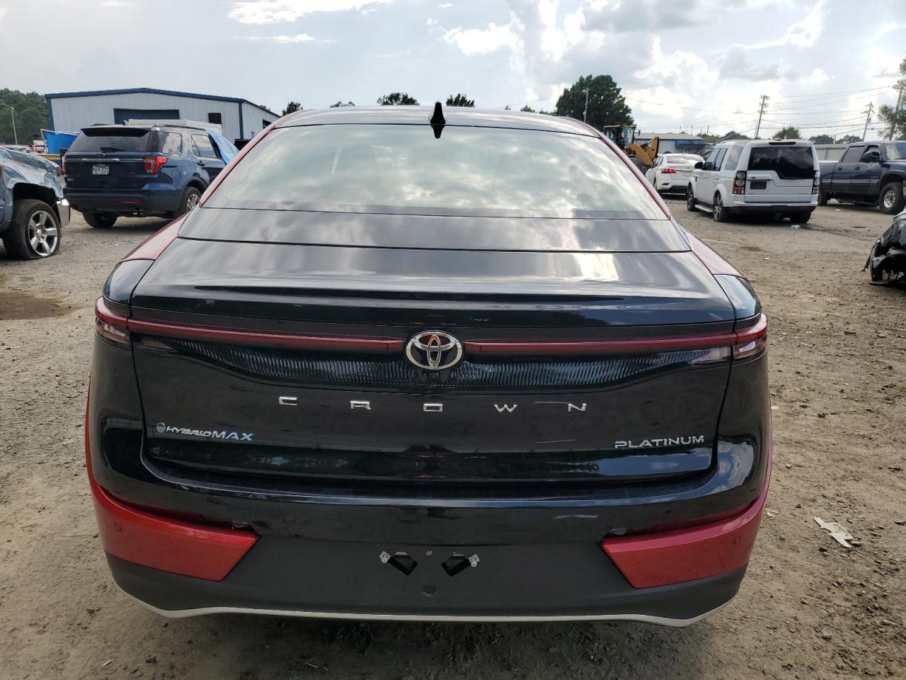 JTDAFAAF9R3005351 2024 Toyota Crown Platinum